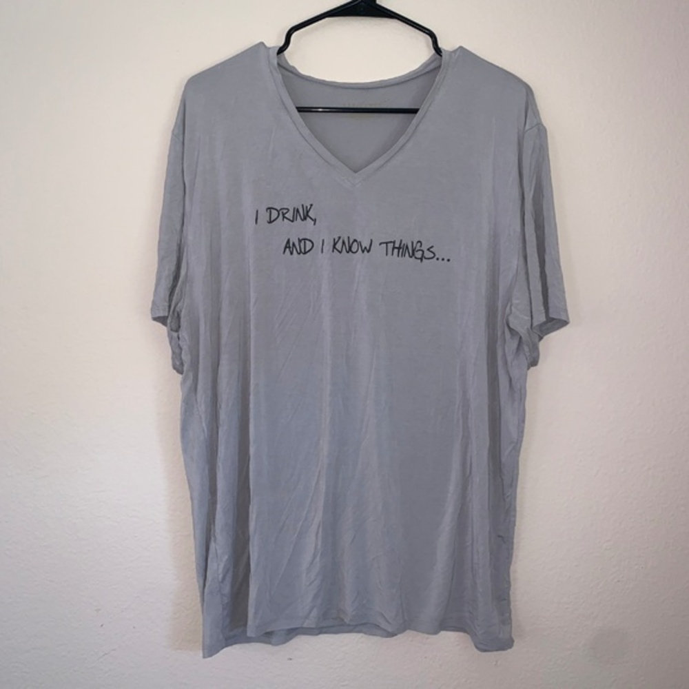 🔻Les Lunes Tee